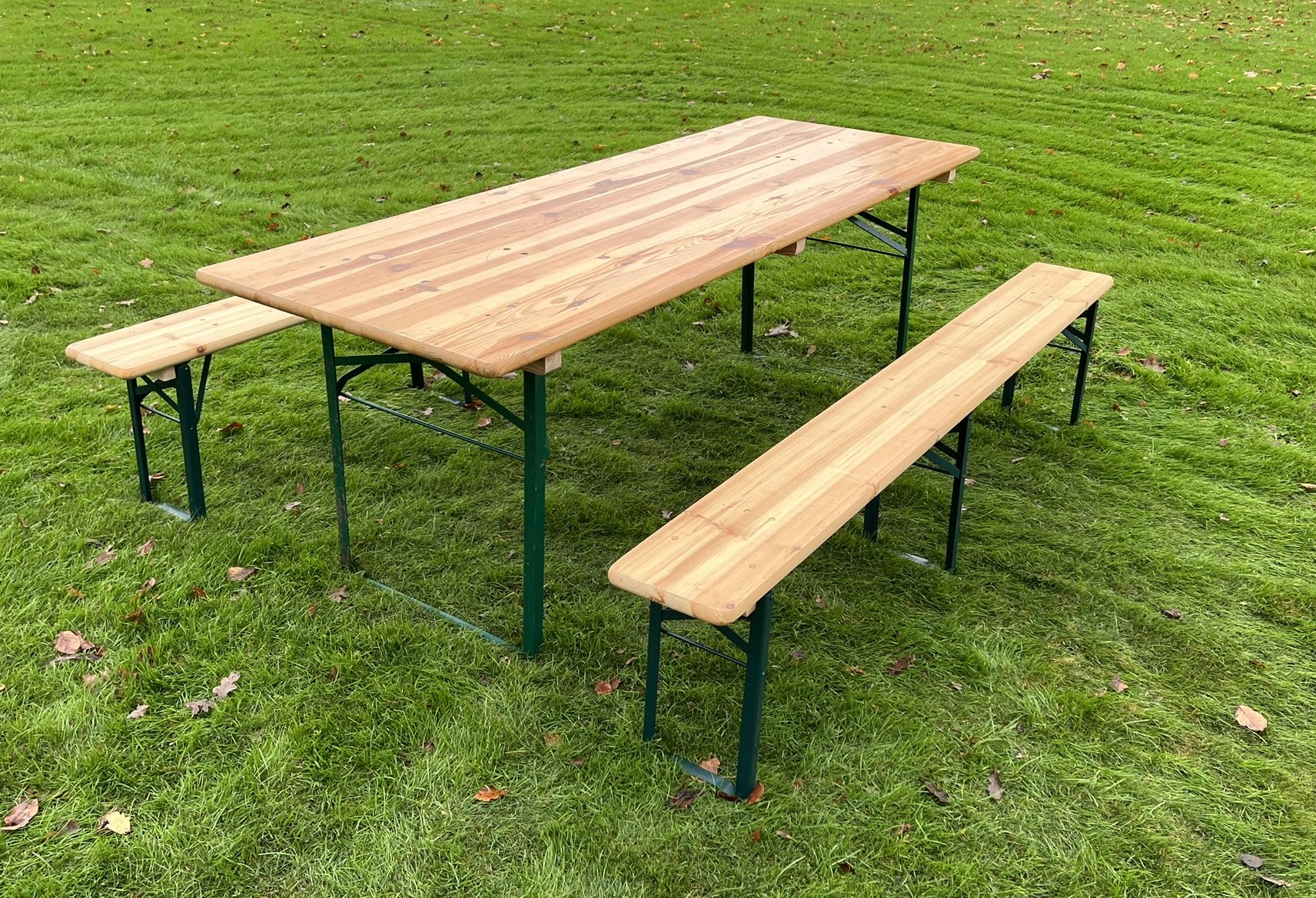1 x bord + 2 x bænke